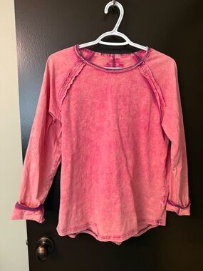 Washed Pink Long-Sleeve Raglan Sweatshirt